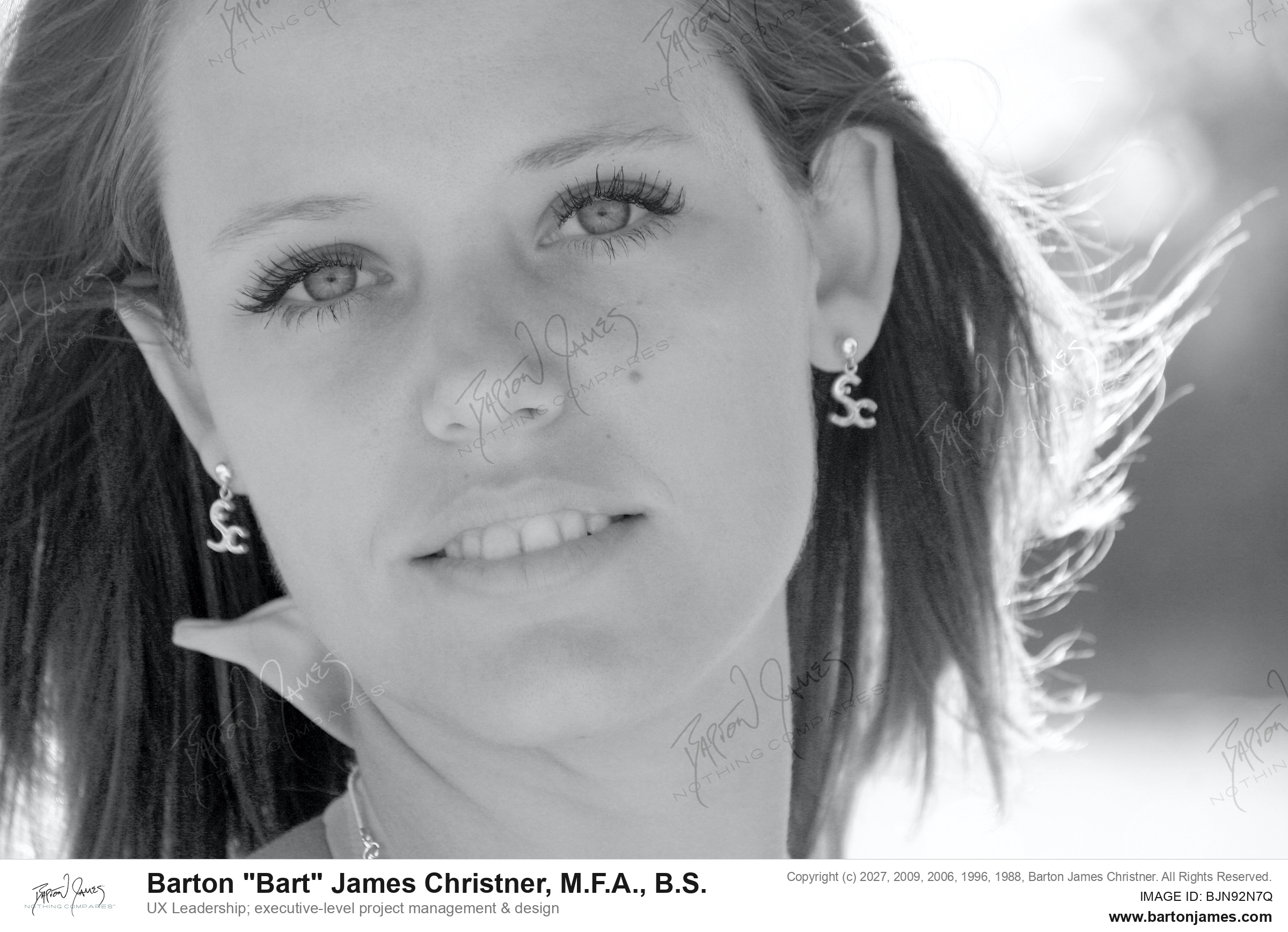 20141128 ADVERTISING IMG 0822good bw PHOTO