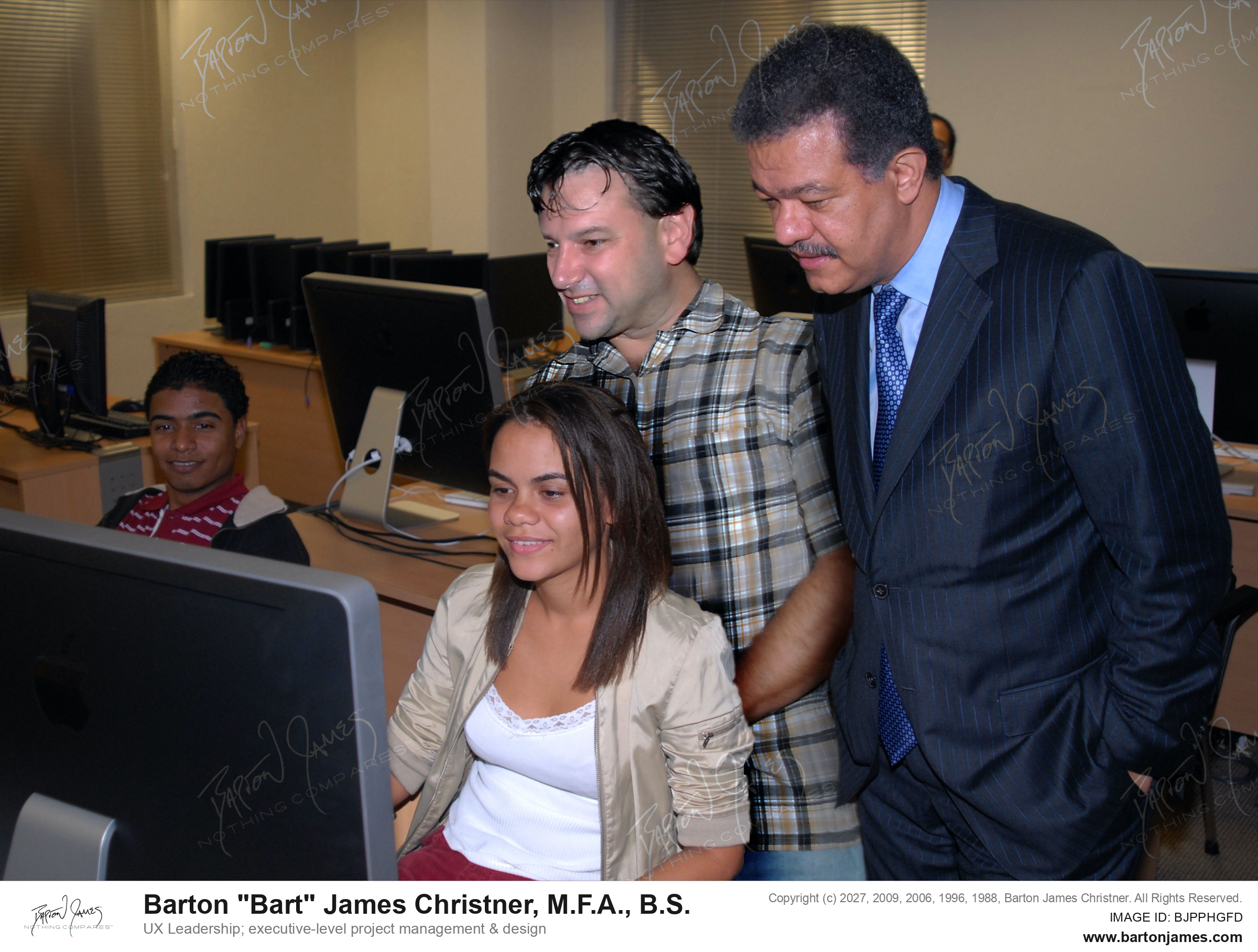 20081219 DSDR President Leonel Fernandez PHOTO
