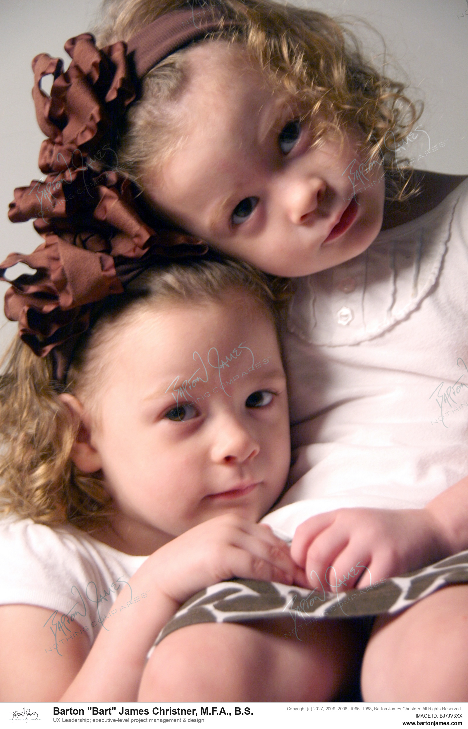 20091029 PORTRAIT Studio Twins Sullivan Linda Grandaughters IMG6026 PHOTO